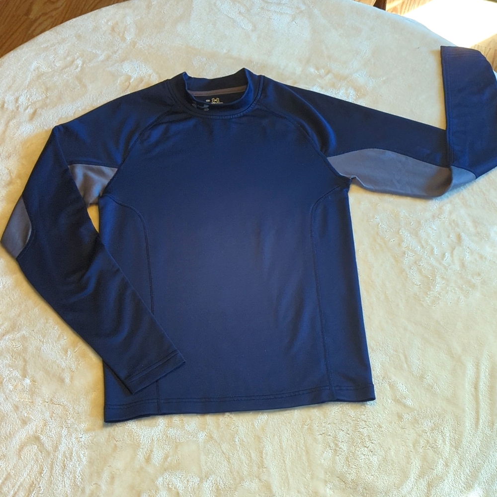 Under Armour Womens ColdGear mock turtleneck Size  Small